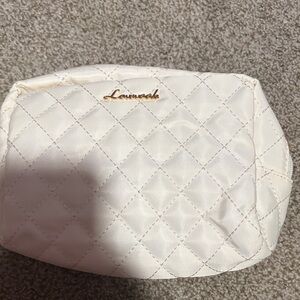 LoveLook Cream Women's Cosmetic Bag